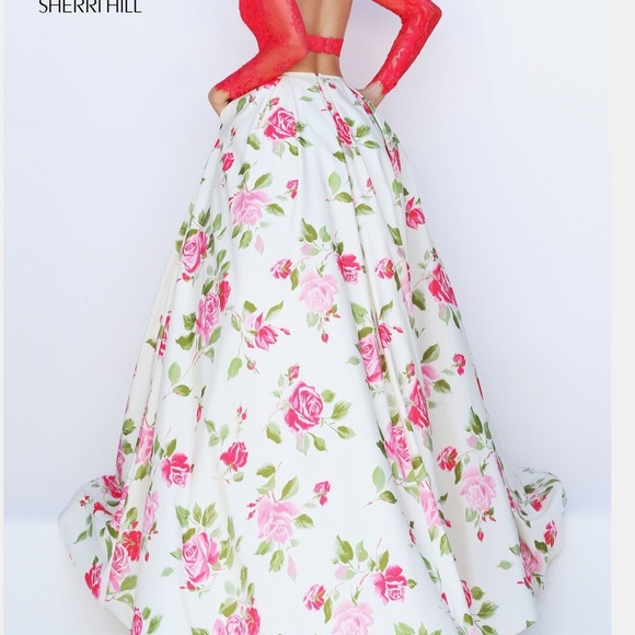 Sherri Hill prom dress - Picture 4 of 4